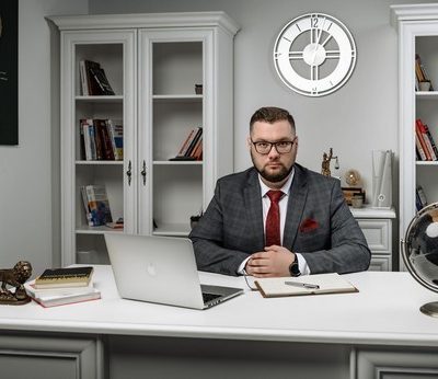 Юрист в Кудрово – как найти в Санкт-Петербурге?